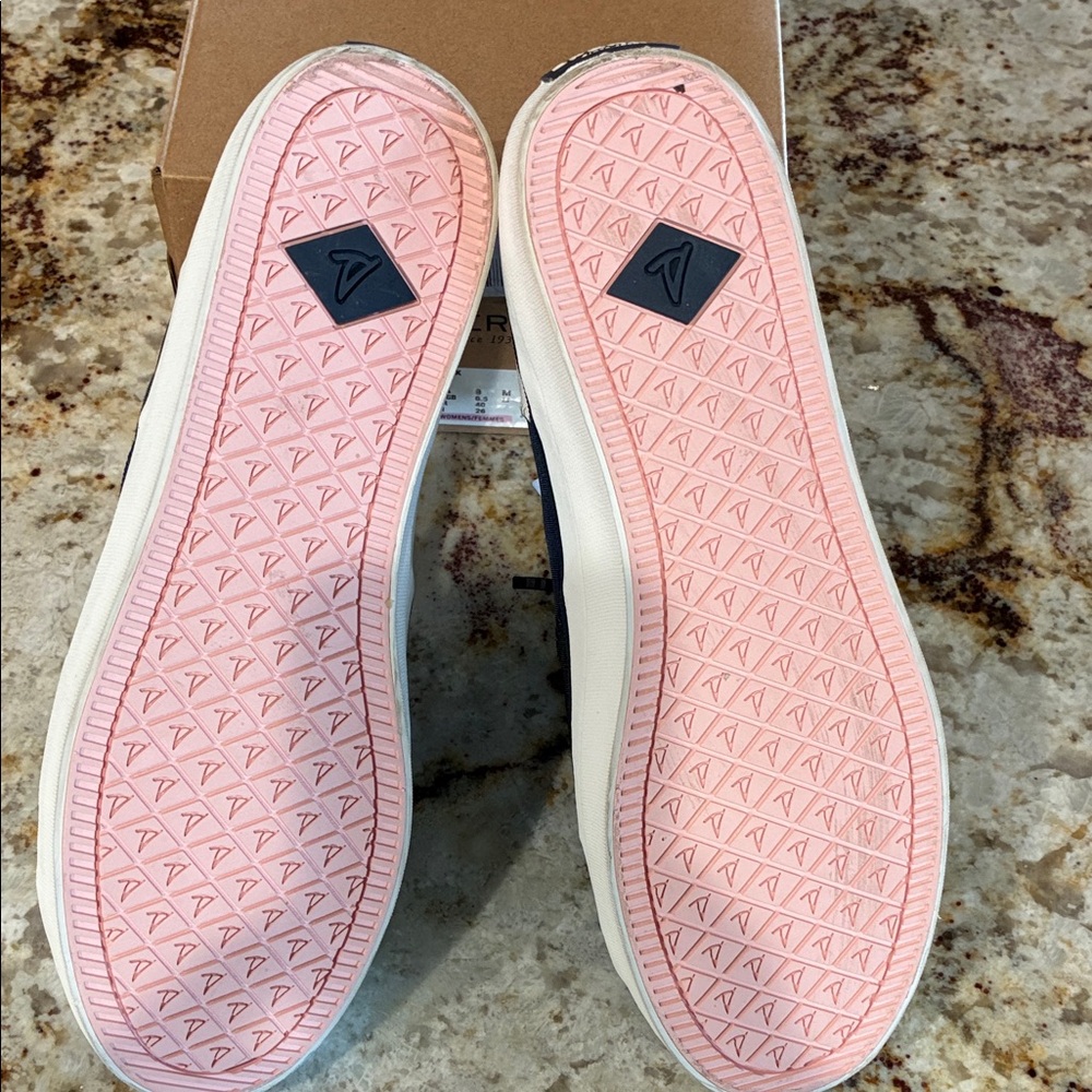 Sperry Navy and Pink Sneakers - Picture 5 of 6